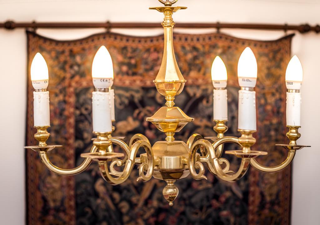 Villiers Lodge Surbiton ภายนอก รูปภาพ
